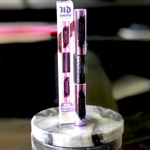 Urban Decay Brow Endowed, volumizer BRUNETTE BETTY